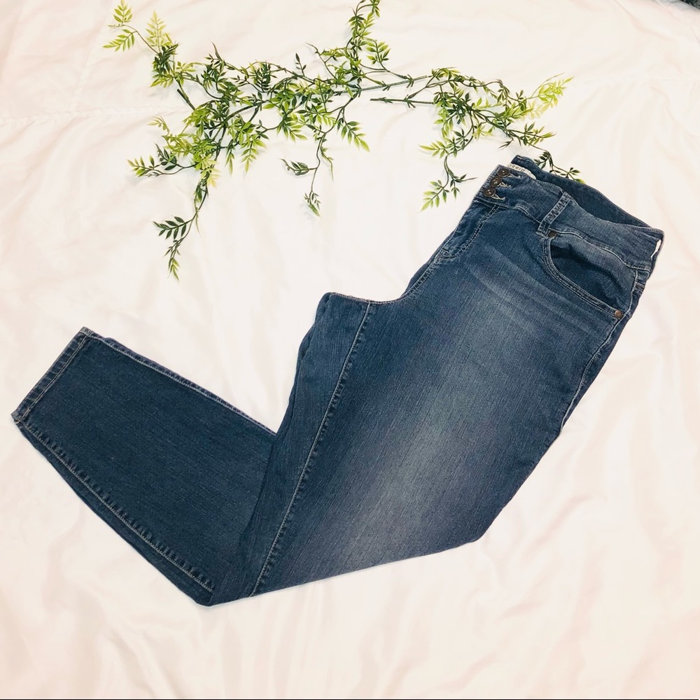 Torrid Denim Jegging Jeans size 18R